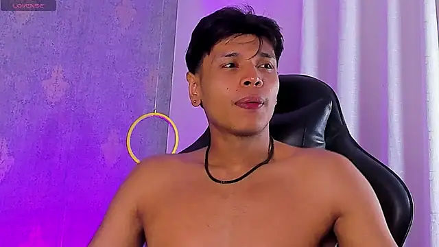 Alejandroo_Montenegro webcam