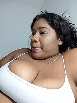 paola091 webcam