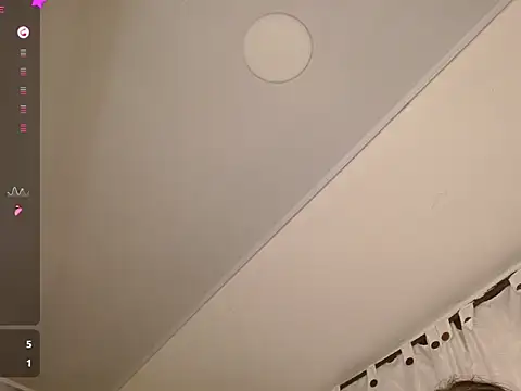 Salome_Cherie webcam