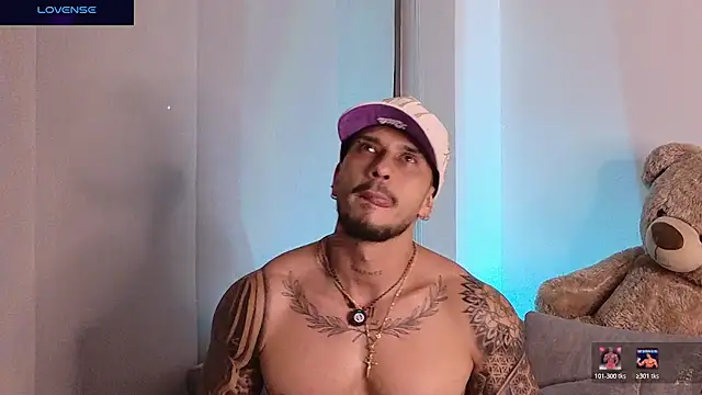 Seth_Vegaa live cam on StripChat