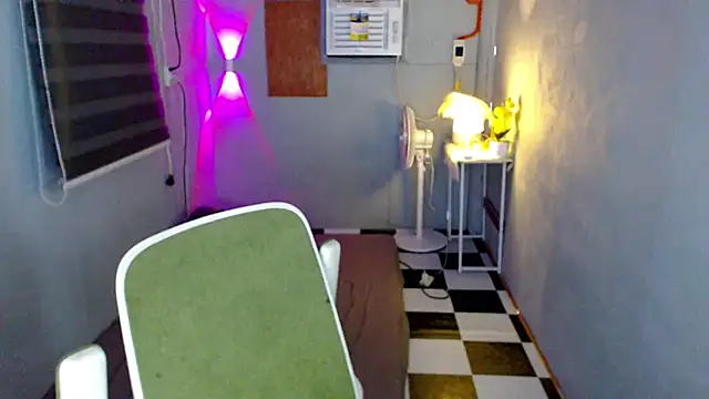 SanyaGirlx live cam on StripChat