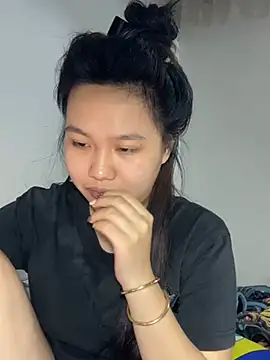 Almira6868 webcam