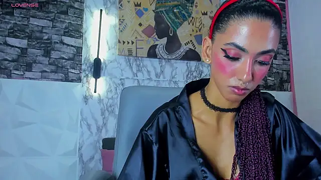 Queen_Cuarxxo webcam