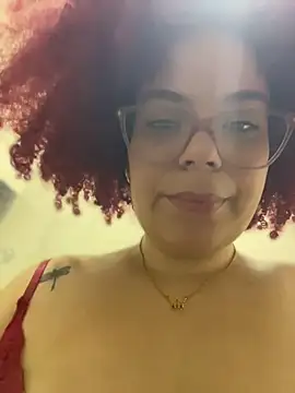 Leyah__ webcam