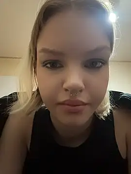 AshleyMur webcam
