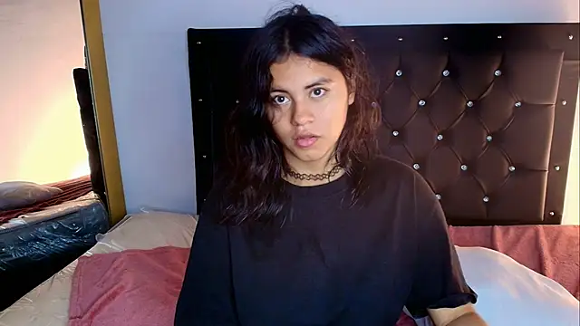 Kim_lowel webcam