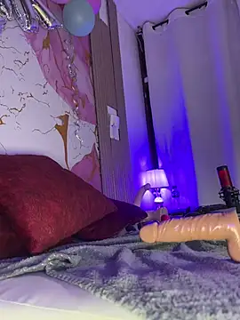 Woo_isDaphne webcam