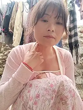 Linda-yiyi webcam
