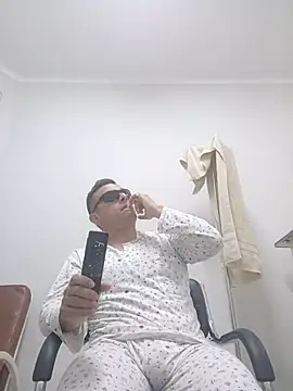 chicoguapo8 webcam