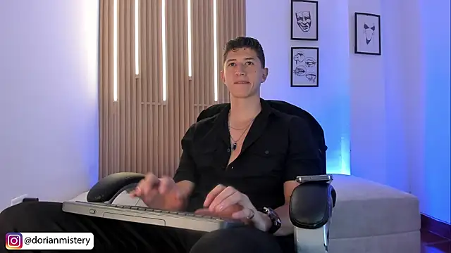 Dorianmistery2322_ webcam