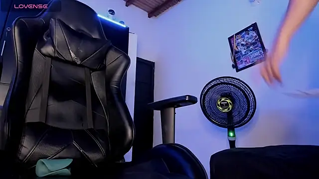 Liam_Mateo webcam