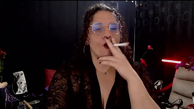 Aleja_Gonzales webcam