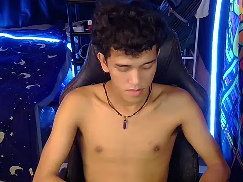 hugekenbigcock webcam