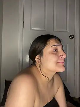 treasurebabii webcam
