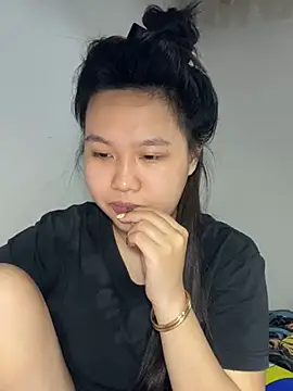 Almira6868 webcam