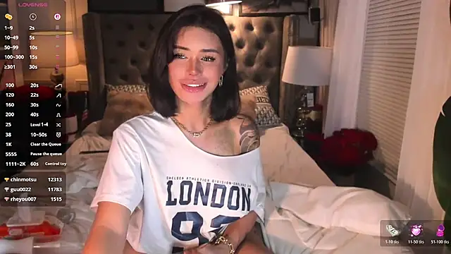 parisiandoll - ParisianDoll's free webcam - UK Sex Cams