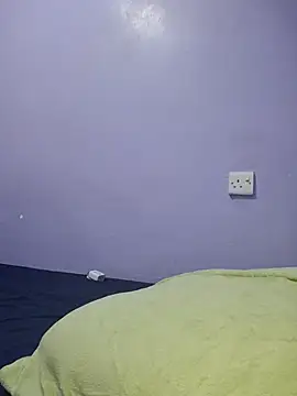 giana_gigi - Giana_gigi's free webcam - UK Sex Cams