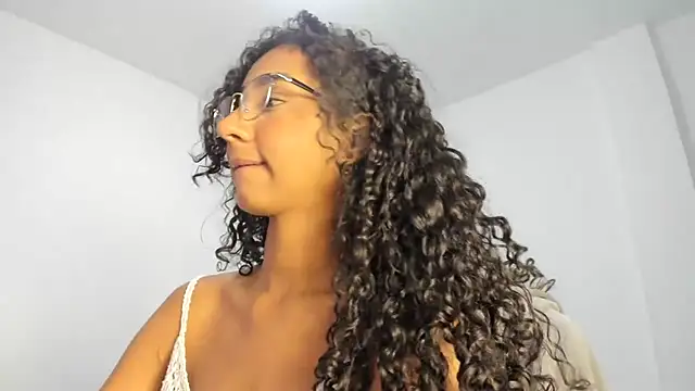 khaliope - Khaliope's free webcam - UK Sex Cams