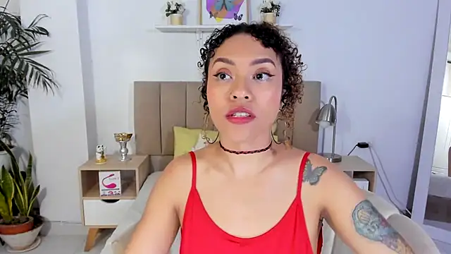 Zoe_Gruber webcam
