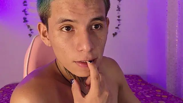 Kitsune_rei webcam