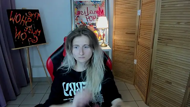 CamillaDreamer webcam