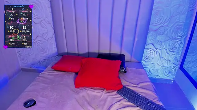 lya_dubois_ - Lya_dubois_'s free webcam - UK Sex Cams