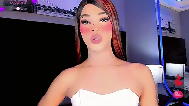 Kornylovee webcam