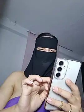 Big_as-big webcam