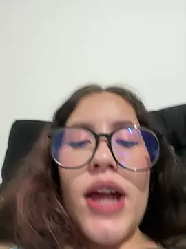 its_cleo webcam