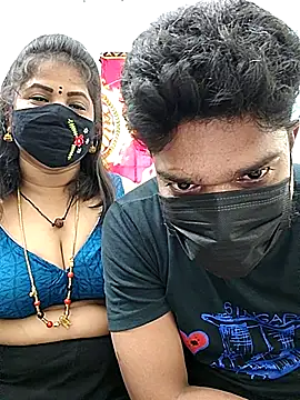 gaurika18 webcam
