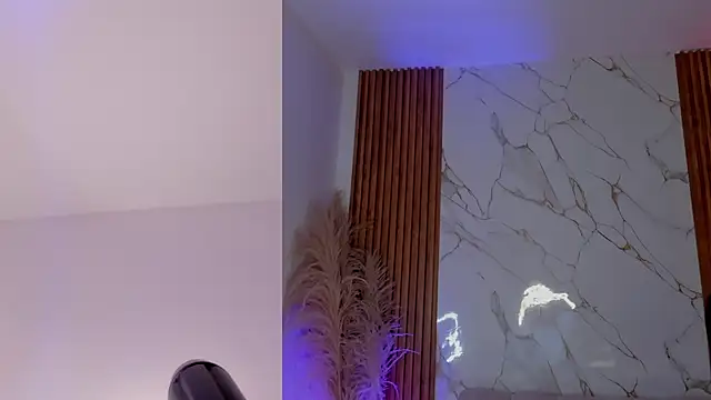 sara_gwen webcam