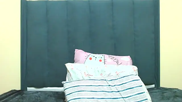 kittykhloe22 webcam
