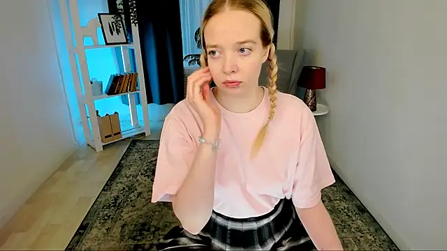 BellaMontgomery webcam