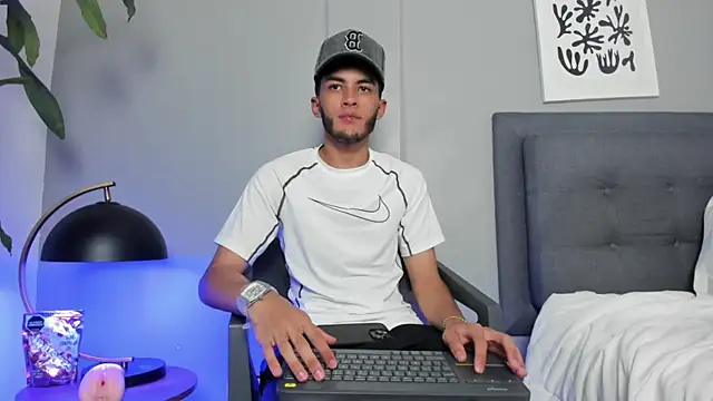 tylerffoxx (M twink) - jerkoff