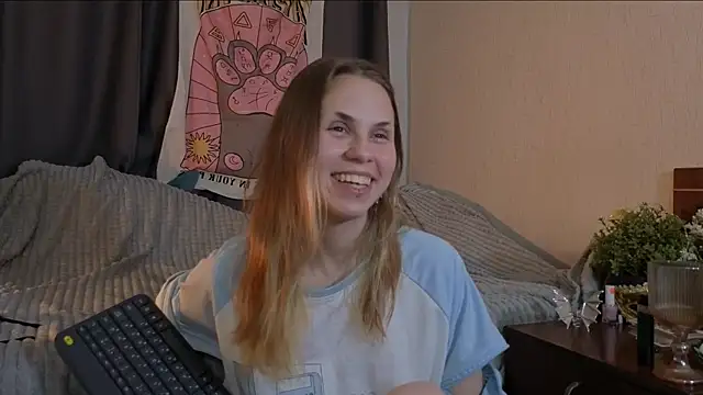 MeowMystaa webcam