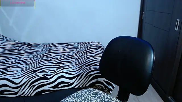 paula_lopez__ webcam