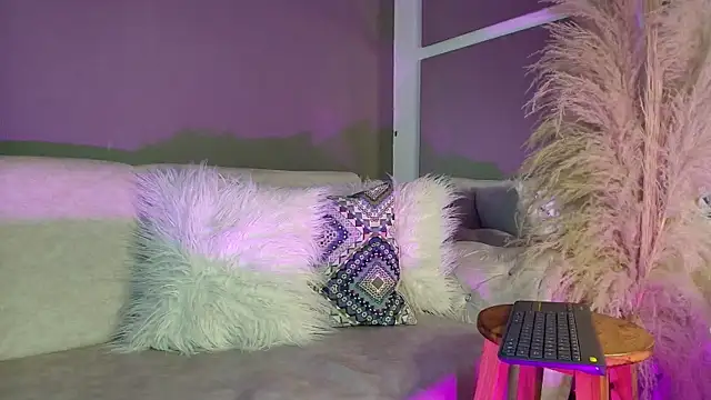 REDS_VELVET webcam