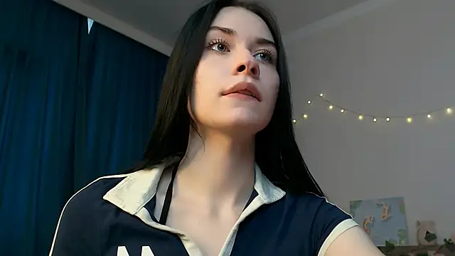 Tina_Charm webcam