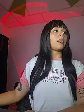 Miss_kittyX webcam