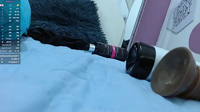 Aiuny_Queens webcam