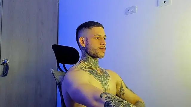 _jamesleandros1 webcam