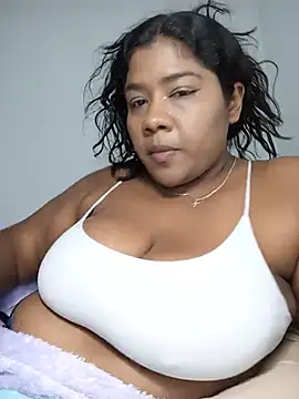 paola091 webcam