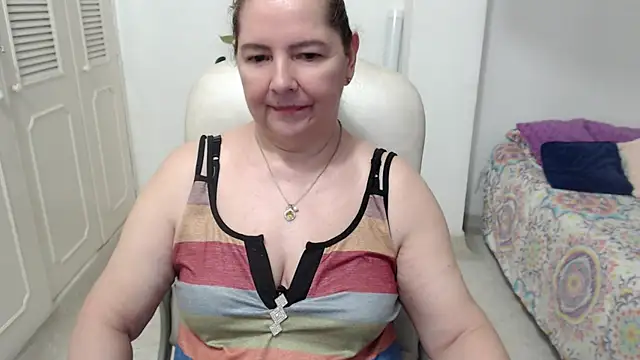 leonela_69 webcam