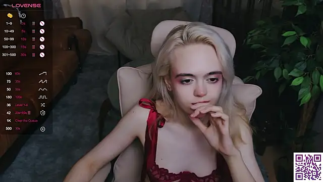 oxcy_secret (F teen) - 💕suck finger💕