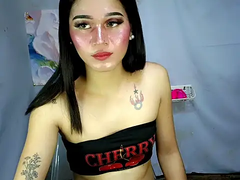 bombely_69 live cam on StripChat