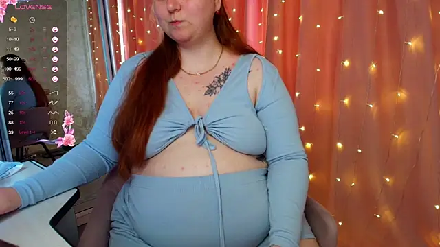Mia_Bows live cam on StripChat