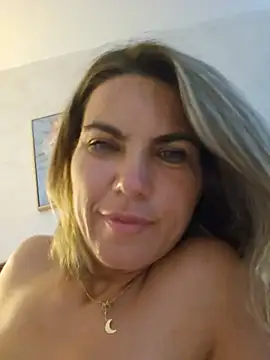 FeliciaKrige webcam