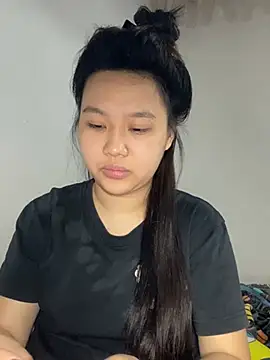 Almira6868 webcam