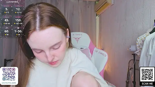 bae_cake_ webcam