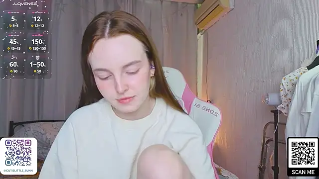 bae_cake_ webcam